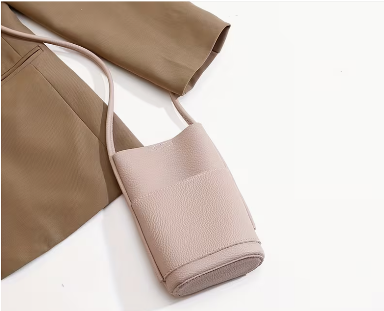 Mobile leather pouch handmade