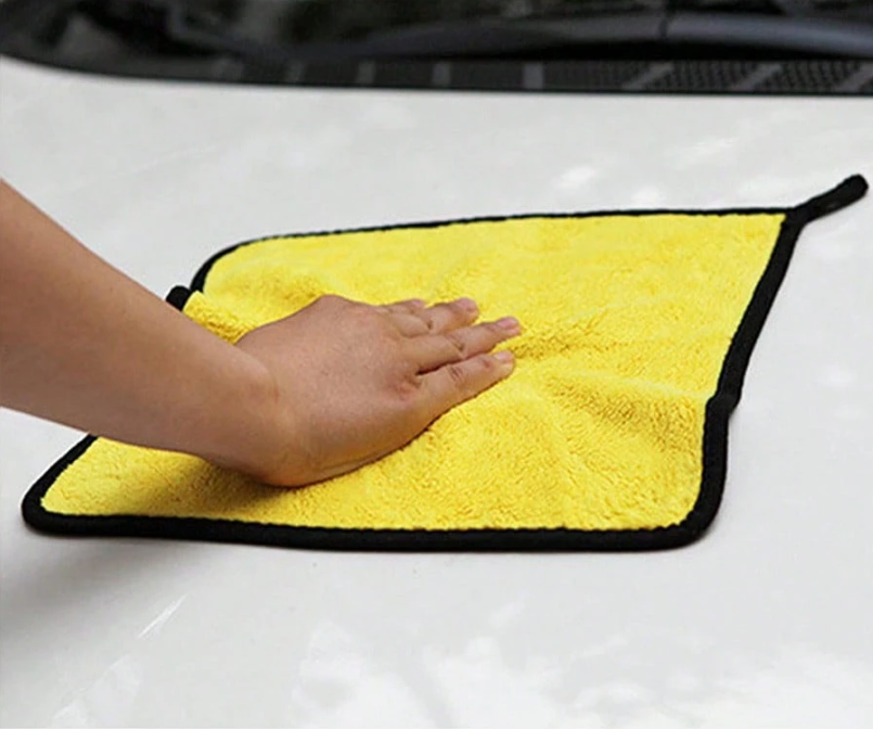Micro fibre cleaning cloth